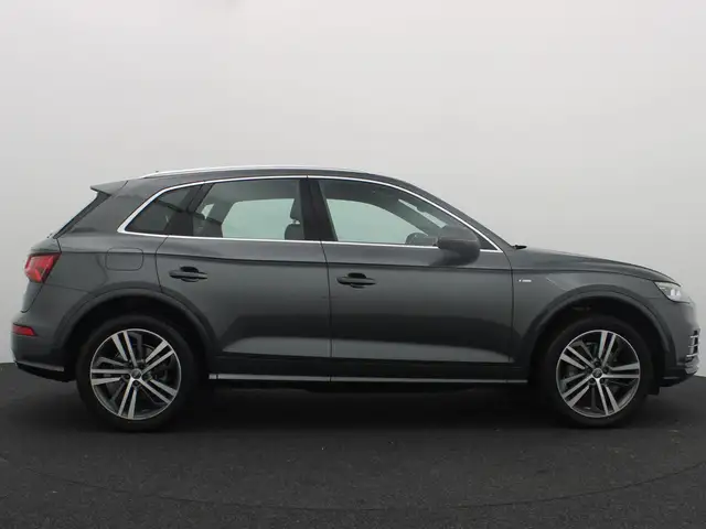 Audi Q5 view 19