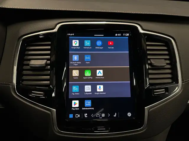 Volvo XC90 view 23