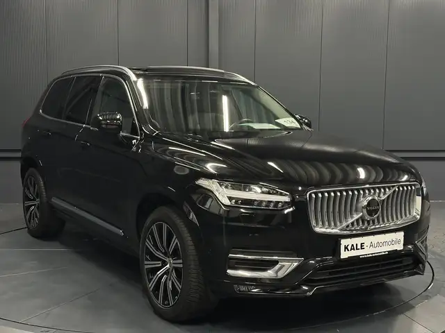 Volvo XC90 view 7