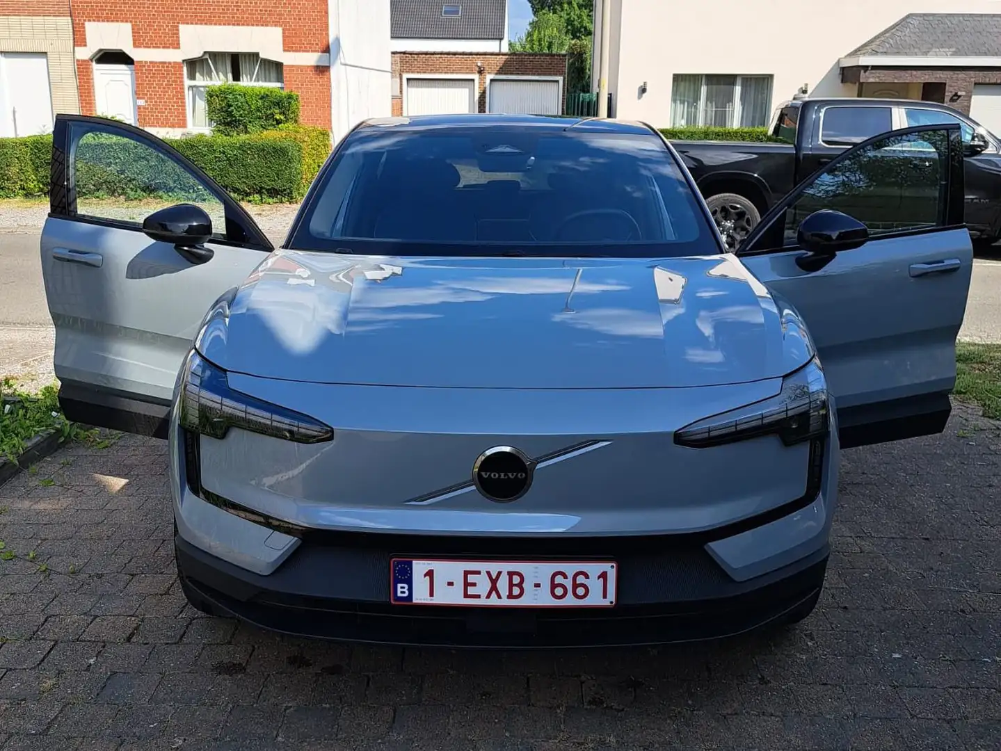 Volvo EX30 EX30 Single M. Extended Range RWD Plus Gris - 2