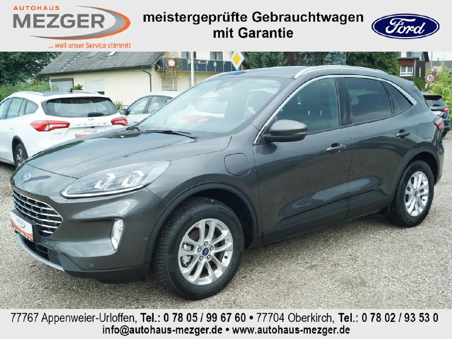 Ford Kuga Plug-In Hybrid Titanium Grau - 2