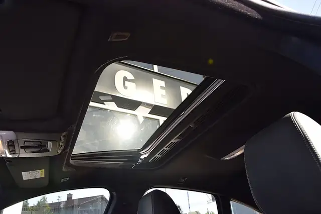 BMW 4 Series view 13
