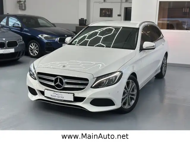 Mercedes-Benz C 220 T LED/Head-UP/AHK/SportSitze/TotWinkel/NAV