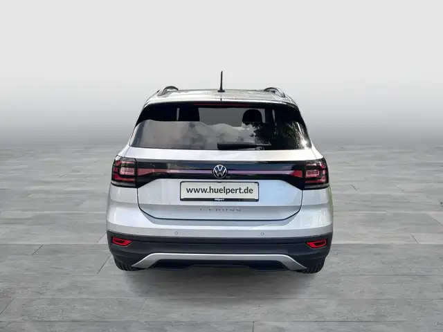 Volkswagen T-Cross view 3