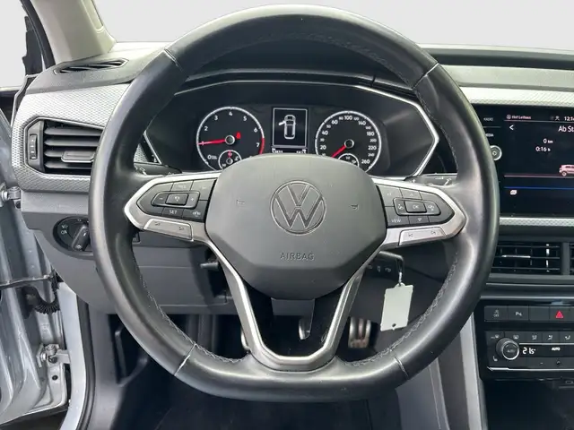 Volkswagen T-Cross view 10