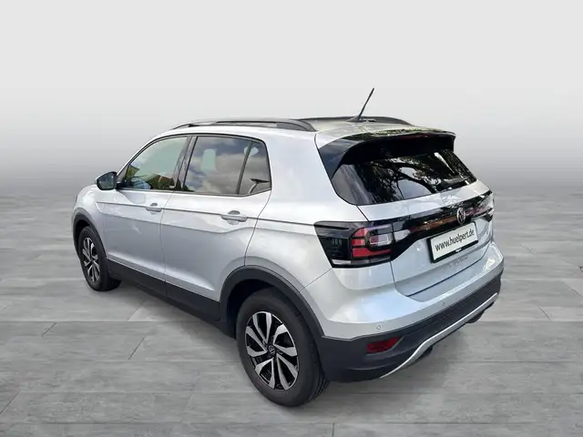 Volkswagen T-Cross view 2