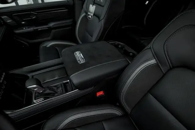 RAM 1500 Ram 1500 RHO Crew Cab 5'7''-Bed 4x4 Ansicht 35