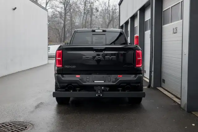 RAM 1500 Ram 1500 RHO Crew Cab 5'7''-Bed 4x4 Ansicht 6