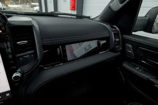 RAM 1500 Ram 1500 RHO Crew Cab 5'7''-Bed 4x4 Ansicht 38