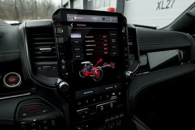 RAM 1500 Ram 1500 RHO Crew Cab 5'7''-Bed 4x4 Ansicht 30