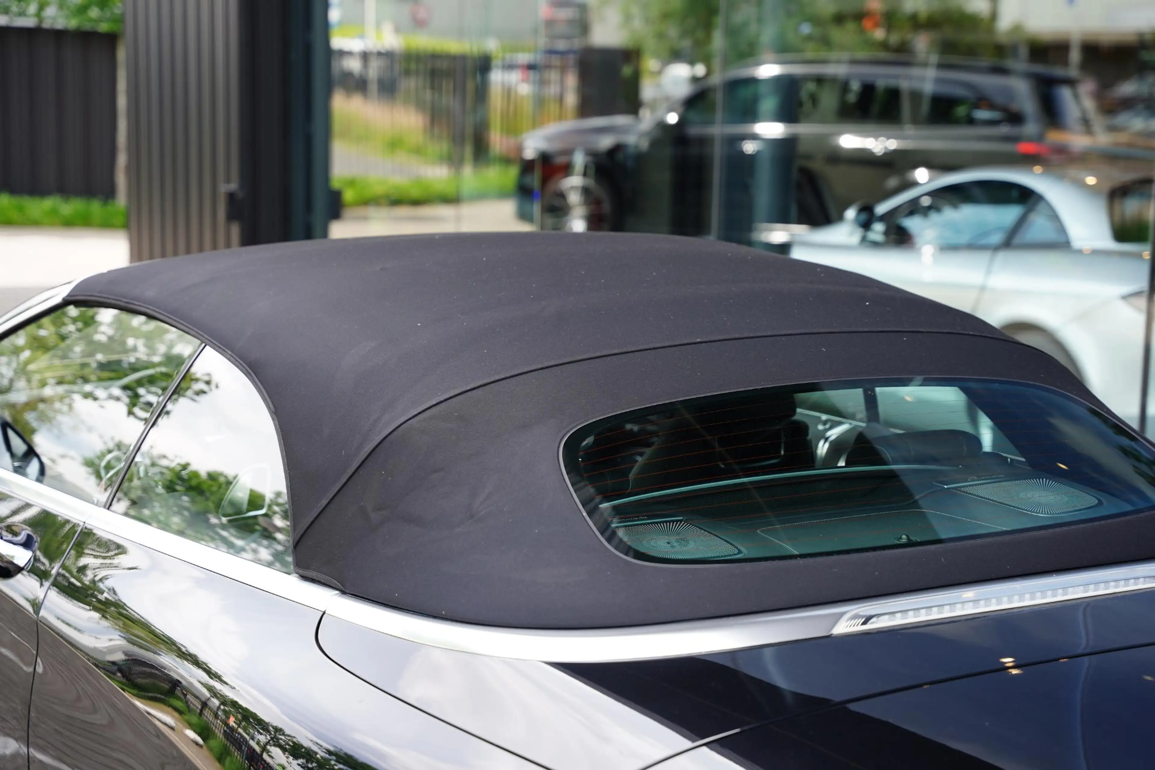 Mercedes-Benz S 63 AMG Cabriolet 4-Matic / Nachtzicht / Burmester — photo 33