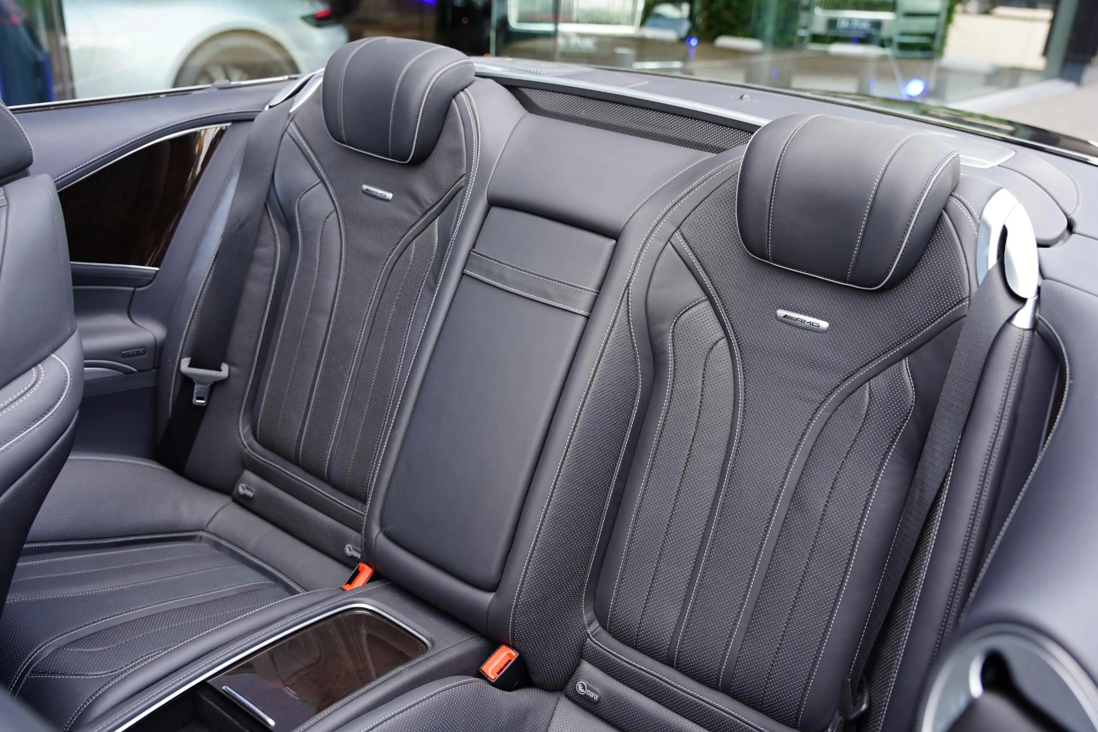 Mercedes-Benz S 63 AMG Cabriolet 4-Matic / Nachtzicht / Burmester — photo 10