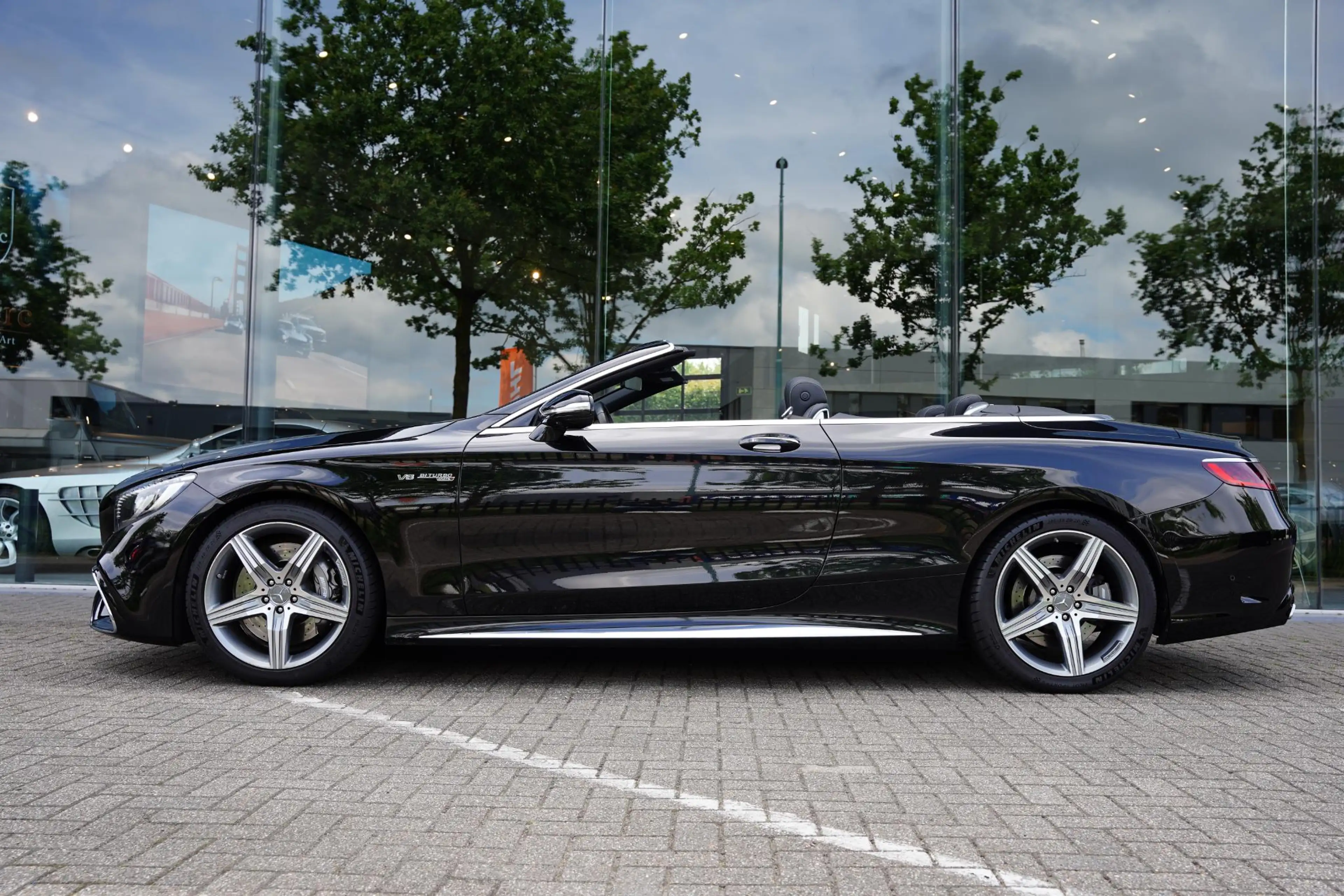 Mercedes-Benz S 63 AMG Cabriolet 4-Matic / Nachtzicht / Burmester — photo 3