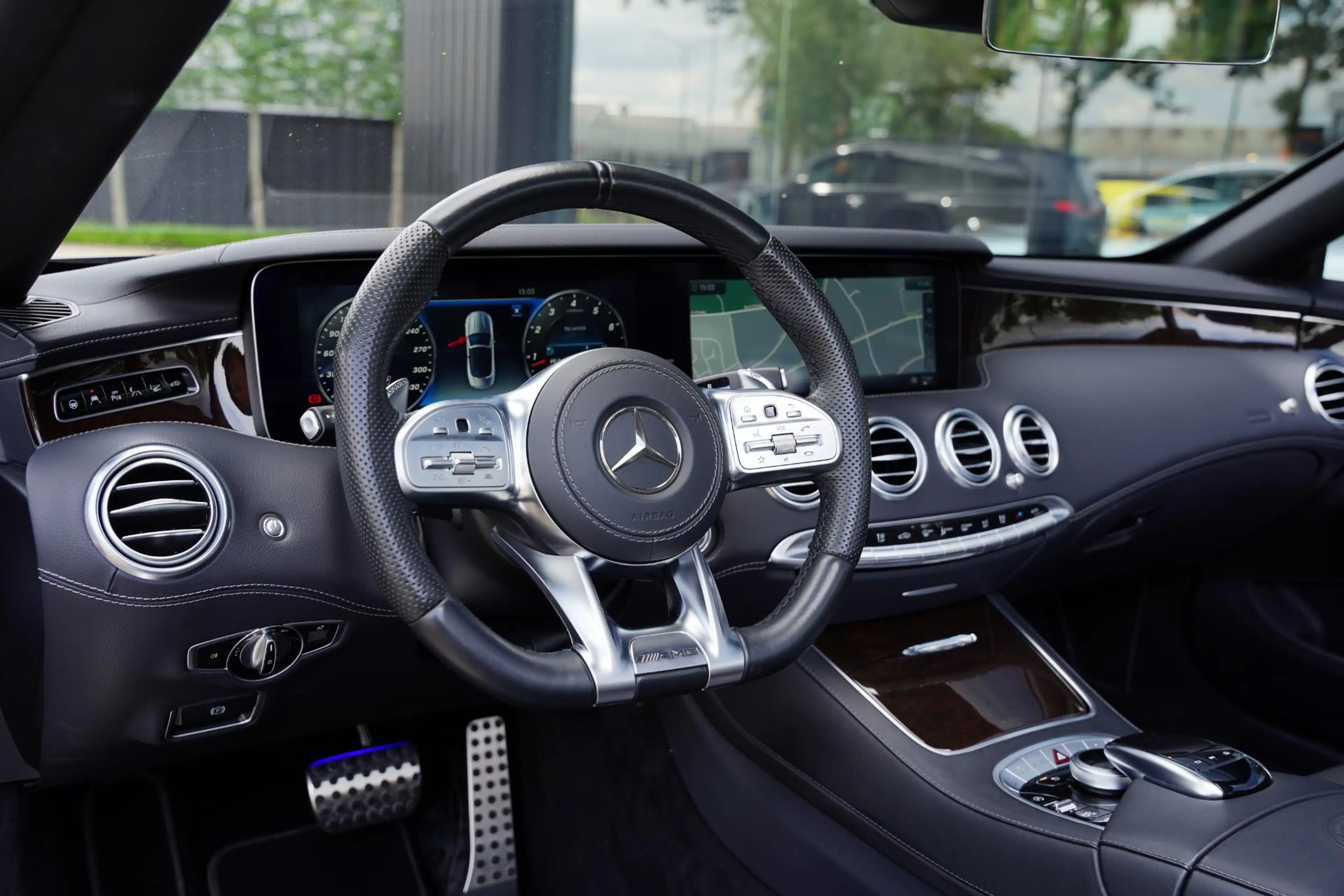 Mercedes-Benz S 63 AMG Cabriolet 4-Matic / Nachtzicht / Burmester — photo 7
