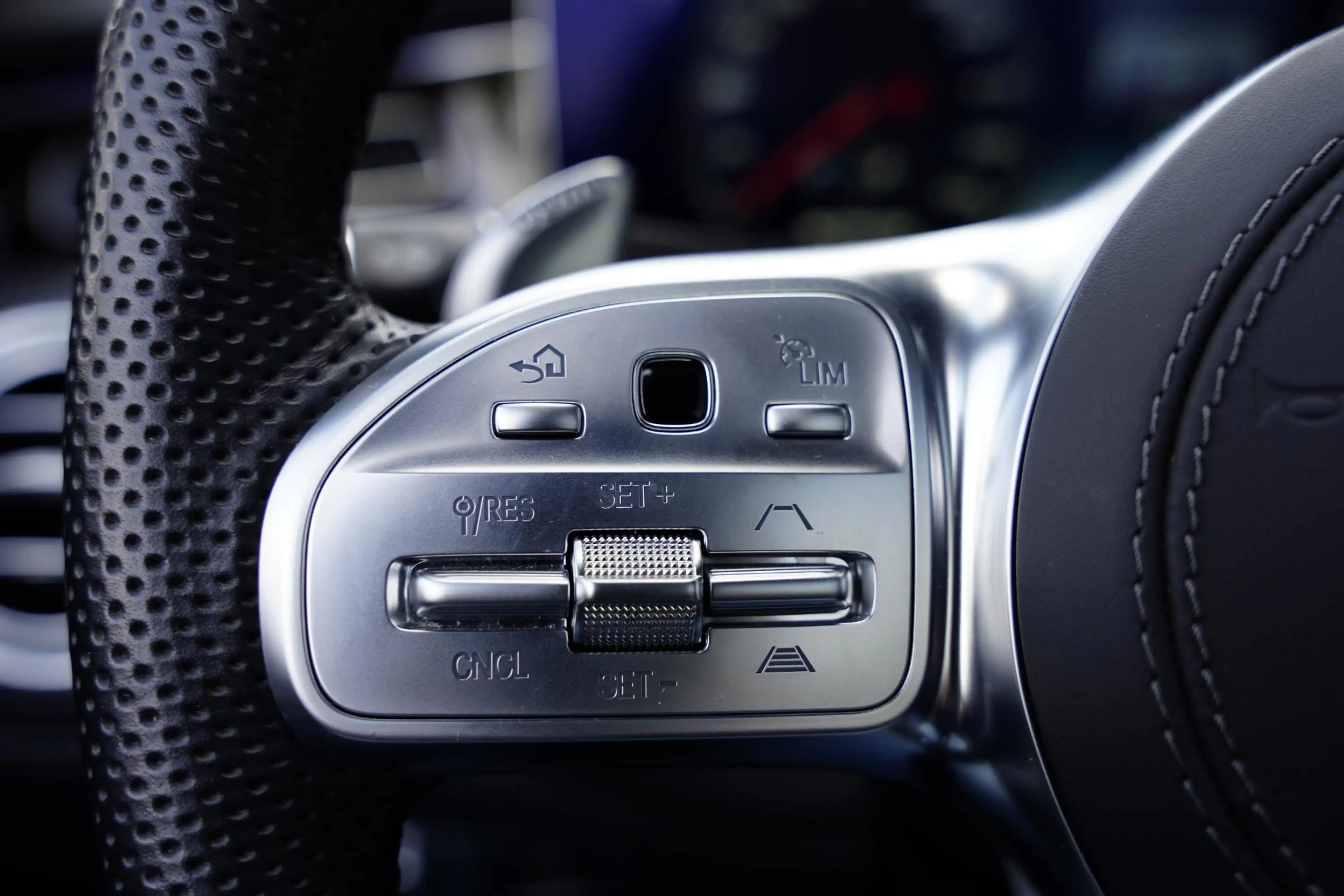 Mercedes-Benz S 63 AMG Cabriolet 4-Matic / Nachtzicht / Burmester — photo 23