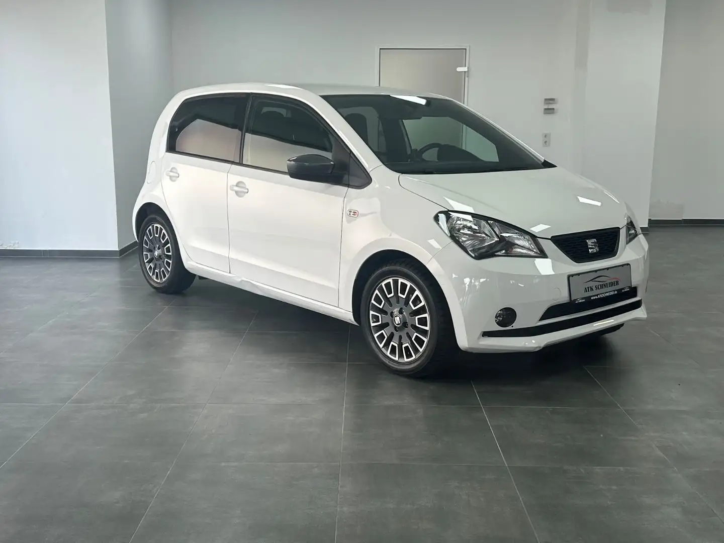 SEAT Mii Chic/ALU/KLIMA/PDC/BLUETHOOT/START-STOP/RDKS Weiß - 1