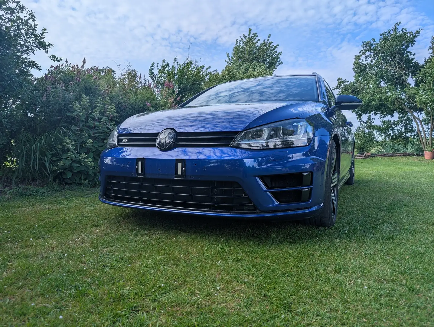 Volkswagen Golf Variant R BMT 4Motion Blau - 2