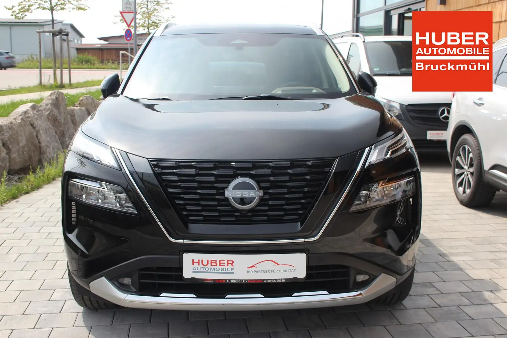 Nissan X-Trail 1.5 VC-T e-Power 4x4 e-4orce TEKNA AHK/NAVI/LED... Чёрный - 2