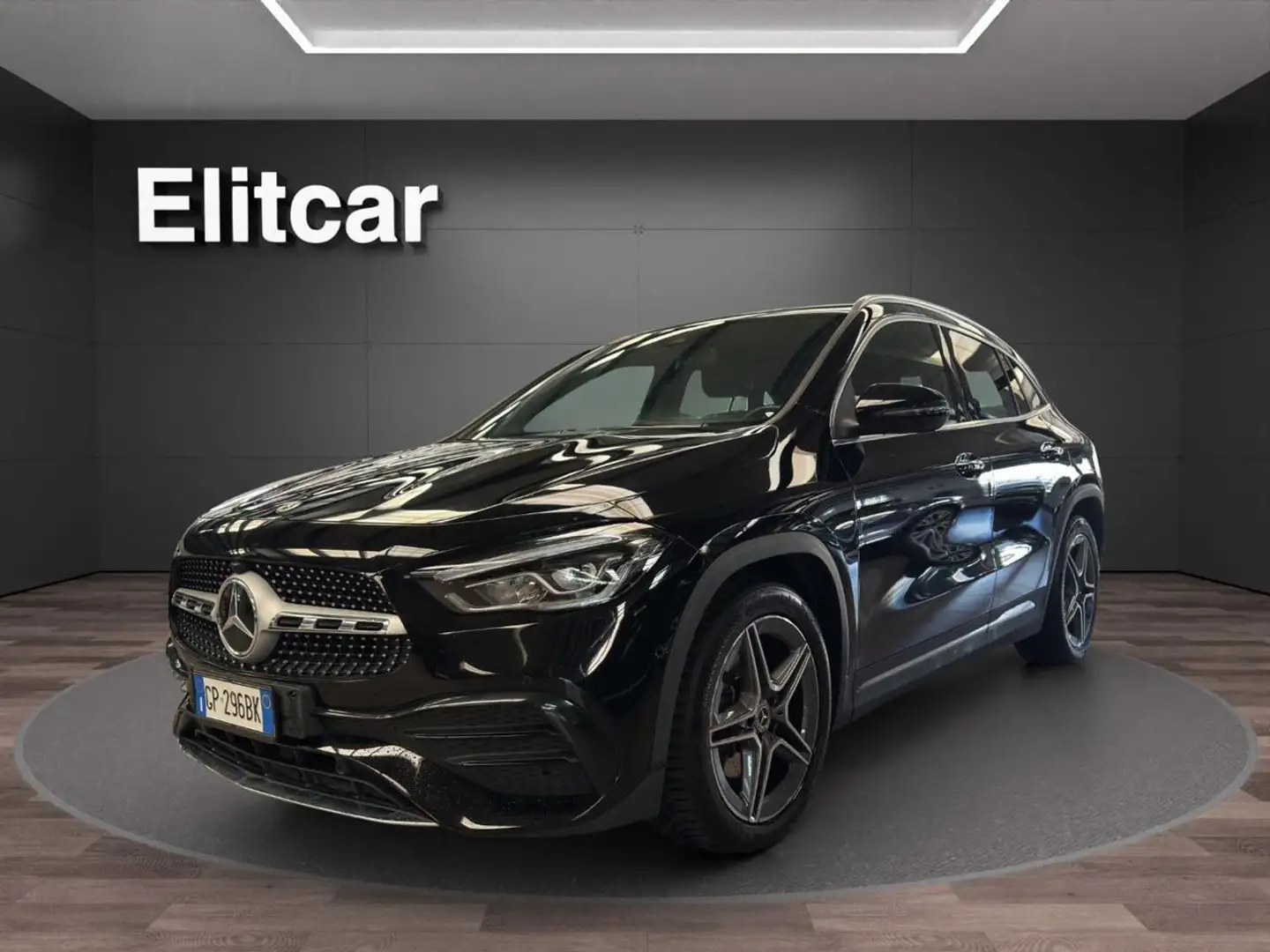 Mercedes-Benz GLA 200 d Automatic Premium Negro - 1