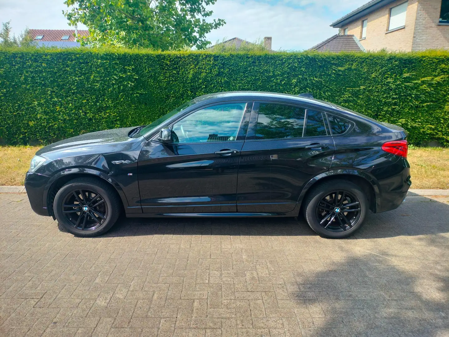 BMW X4 X4 xDrive20d Aut. xLine Zwart - 1