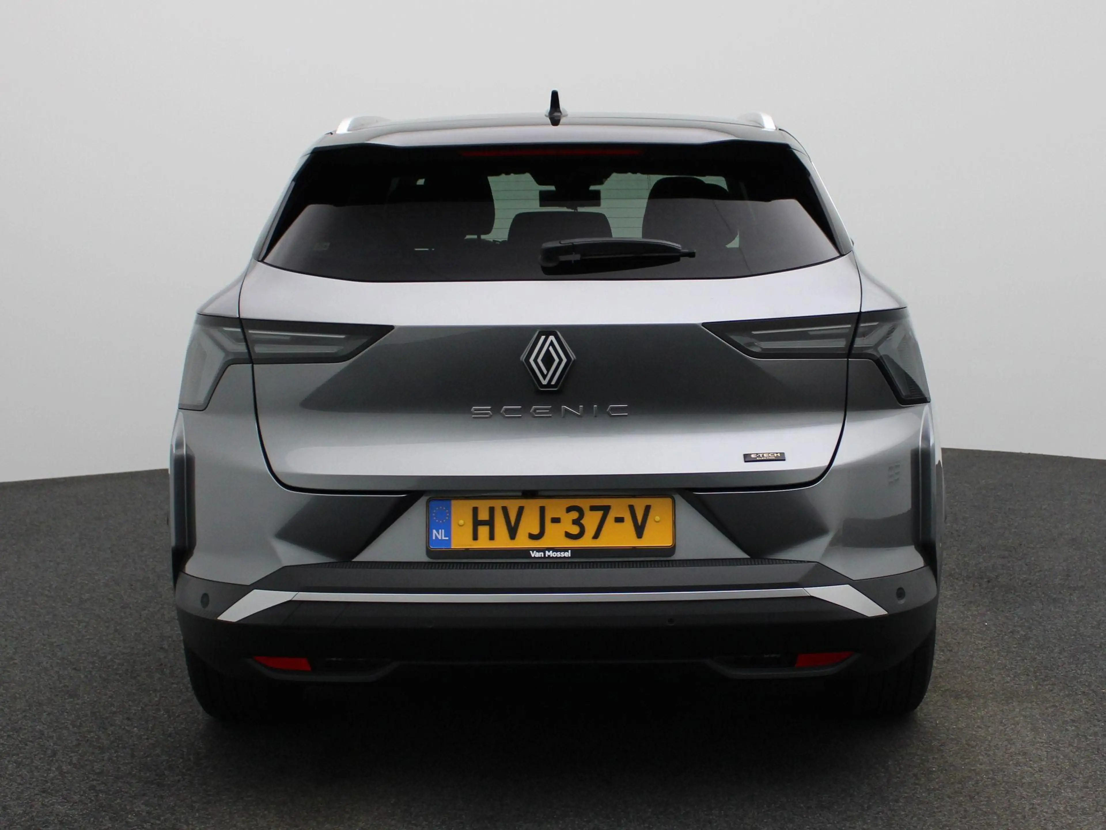 Renault Scenic E-Tech EV87 long range techno — photo 5
