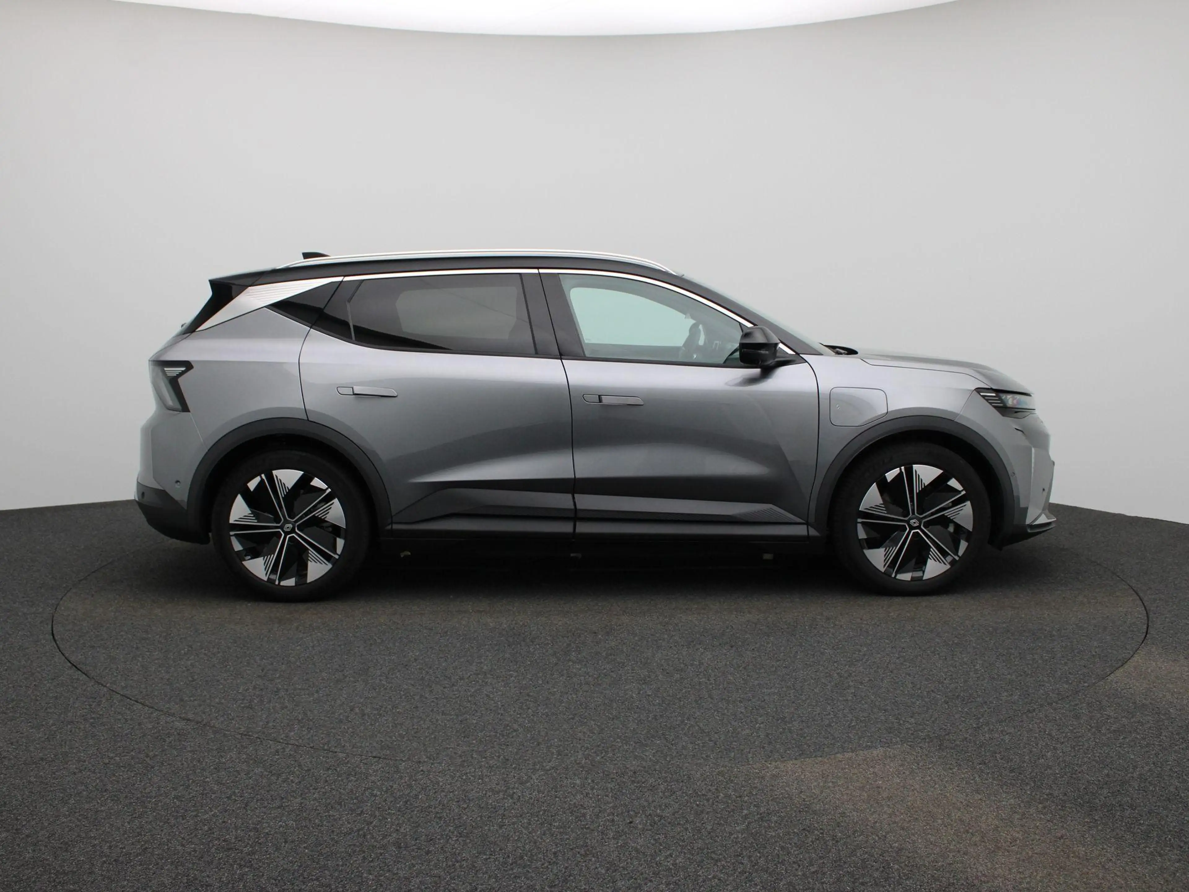 Renault Scenic E-Tech EV87 long range techno — photo 6