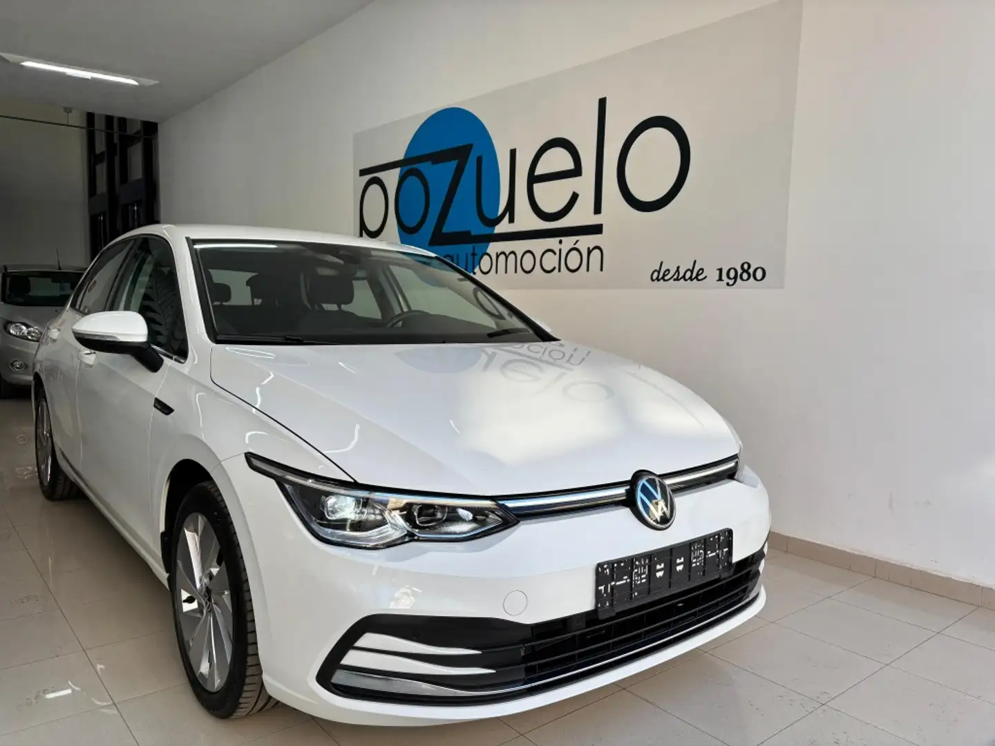 Volkswagen Golf 1.5 eTSI Style DSG 110kW Bianco - 1
