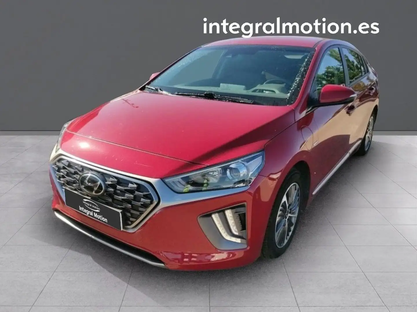 Hyundai IONIQ 1.6 GDI PHEV Klass DCT Red - 1