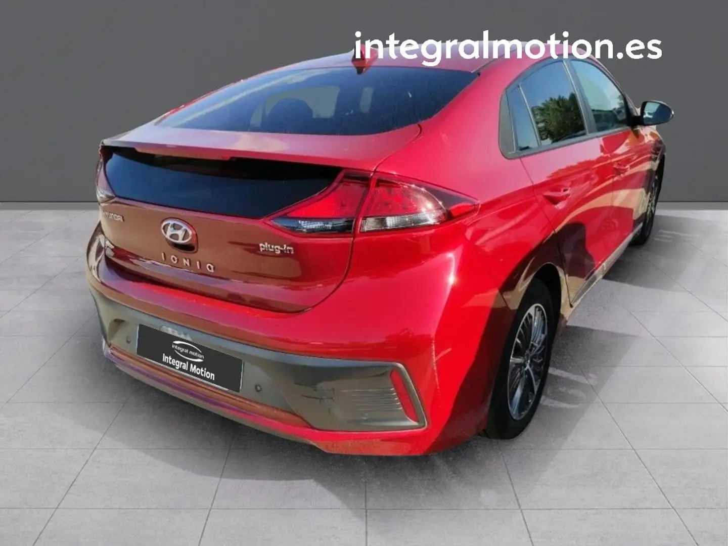 Hyundai IONIQ 1.6 GDI PHEV Klass DCT Red - 2