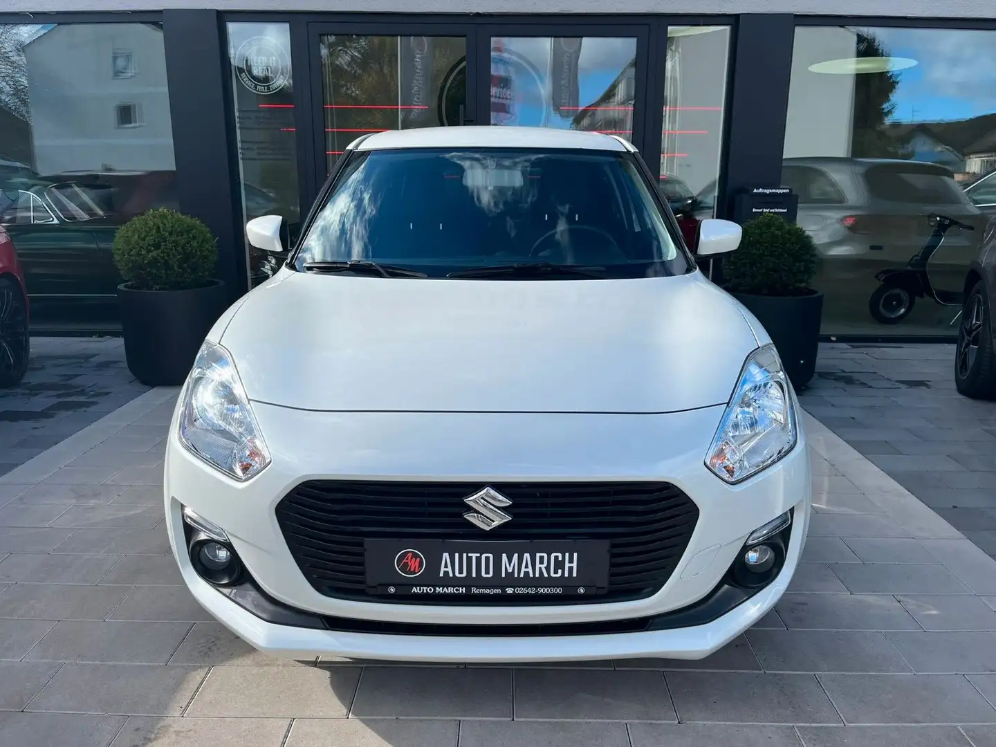 Suzuki Swift 1.2 Comfort Weiß - 2