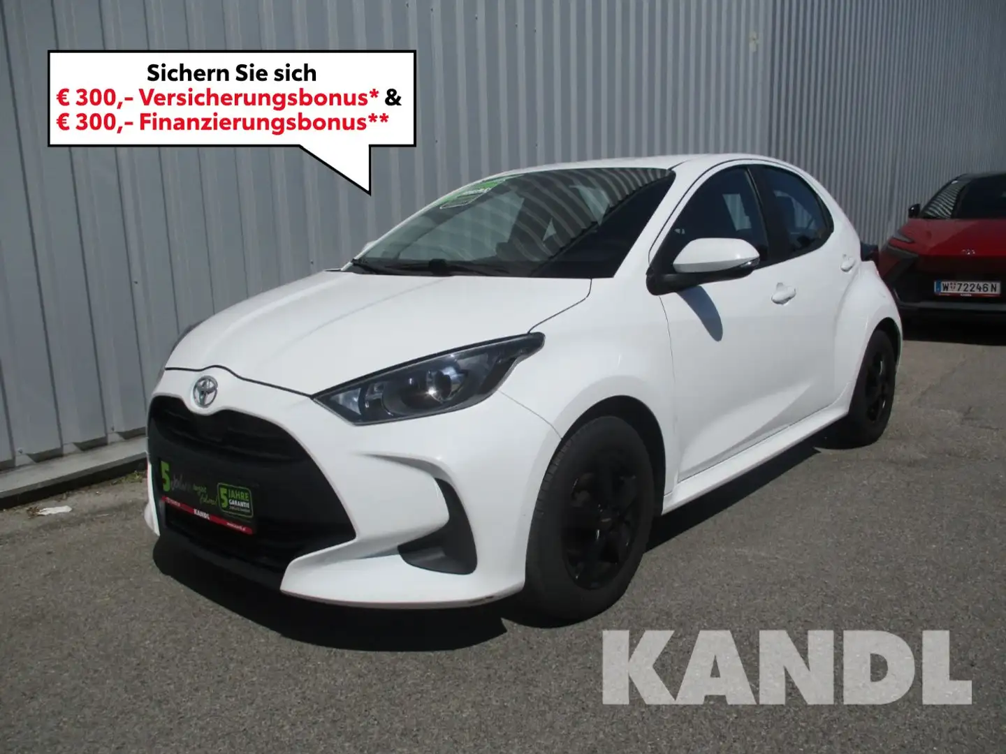 Toyota Yaris 1.0 Active ACC+Navi+Fernlichtass.+Kam. Weiß - 1
