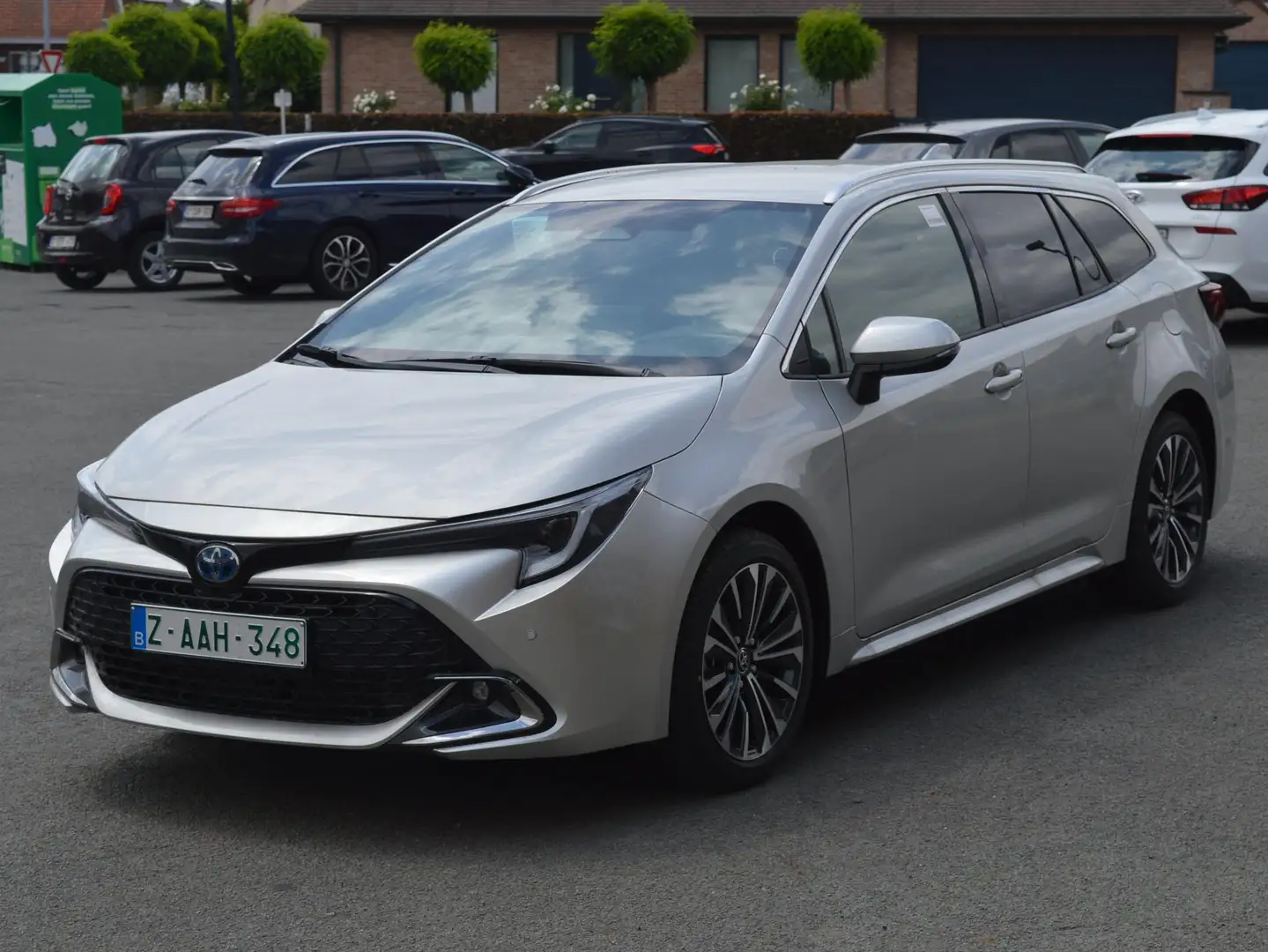 Toyota Corolla Touring sports 1.8 Hybrid Teamplayer + Tech Pack Argent - 1
