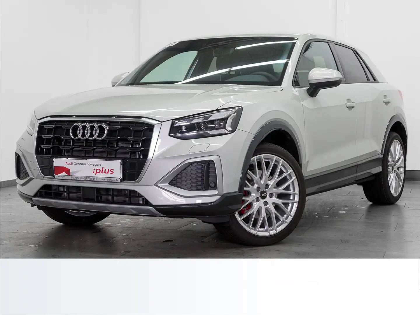 Audi Q2 35 TFSI S LINE LM19 AHK MATRIX eKLAPPE Silber - 2