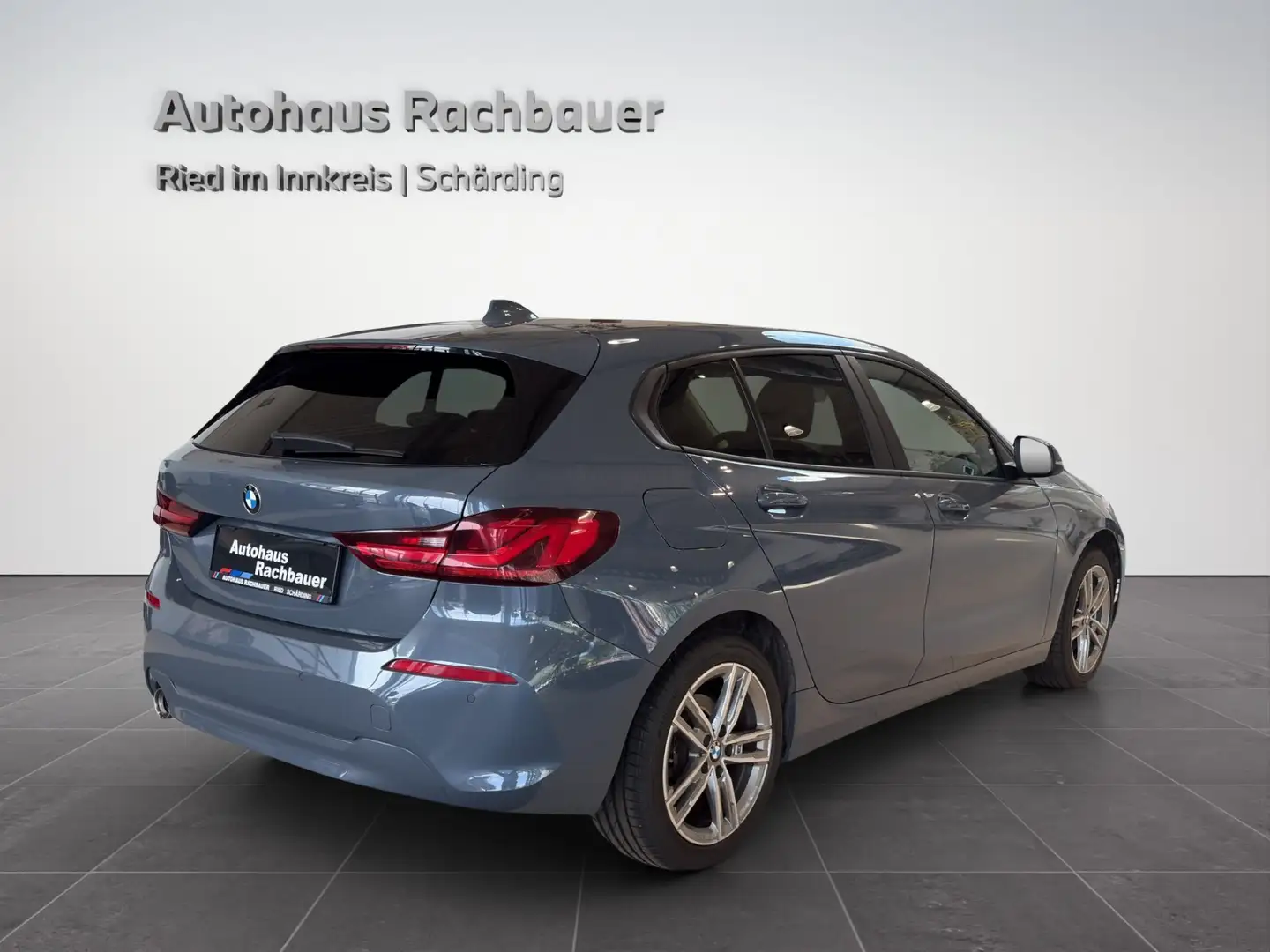 BMW 116 d Grau - 2