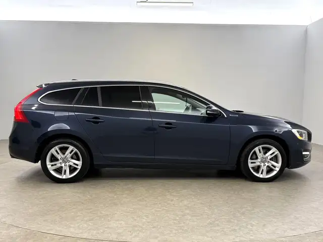 Volvo V60 view 9
