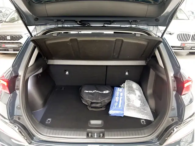 Hyundai Kona view 6