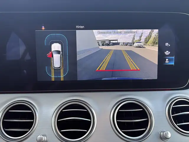 Mercedes-Benz E-Class view 22