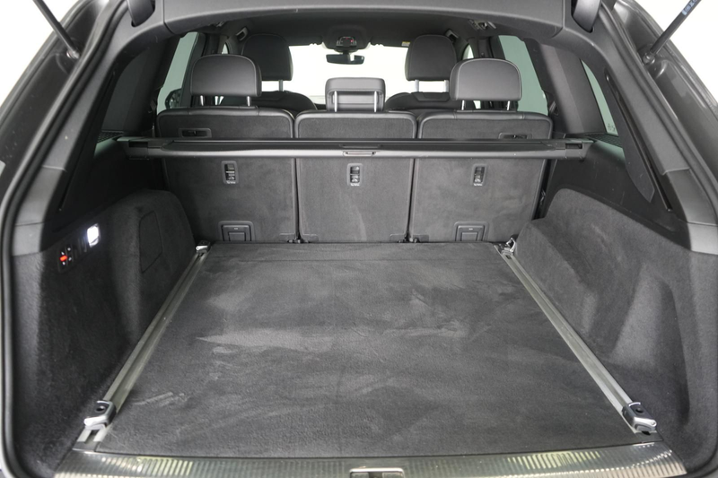 Audi Q7 55 TFSI e quattro S line AHK/STHZ/Navi/LED — photo 7