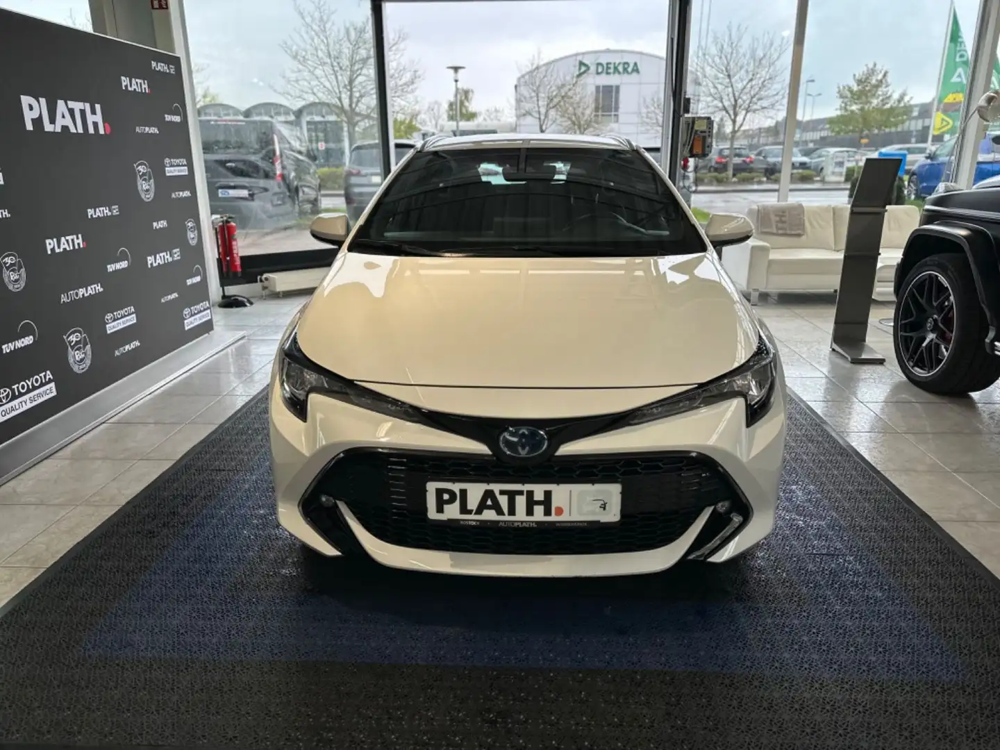 Toyota Corolla Touring Sports Hybrid Business Edition Weiß - 2