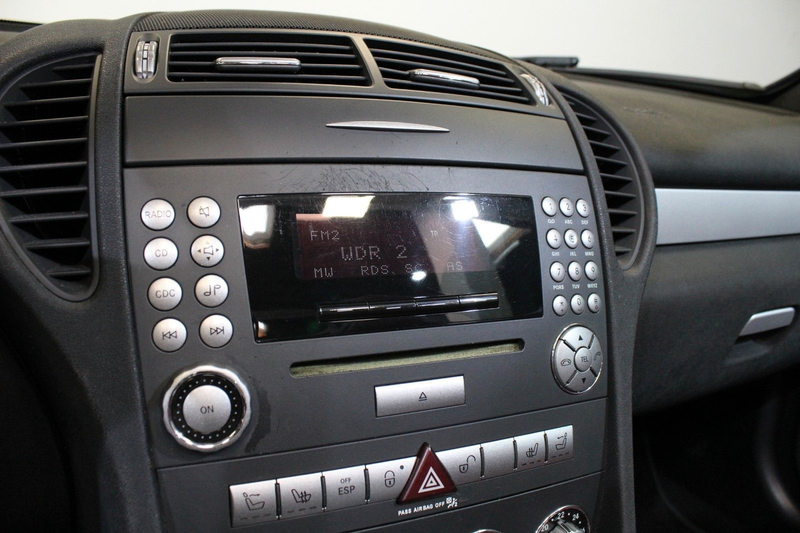 Mercedes-Benz SLK 200 Roadster*Kompressor*19 Zoll*Airscarf* — photo 21