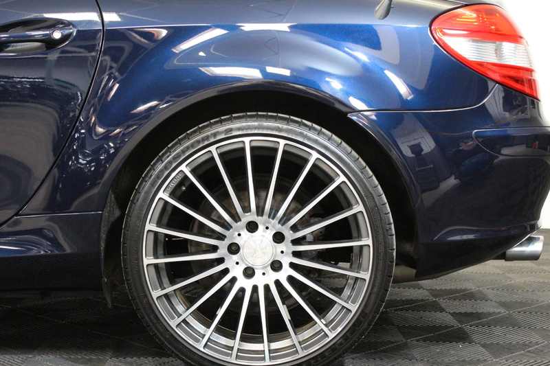 Mercedes-Benz SLK 200 Roadster*Kompressor*19 Zoll*Airscarf* — photo 33