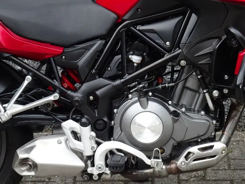 Benelli TRK 502 - foto 4