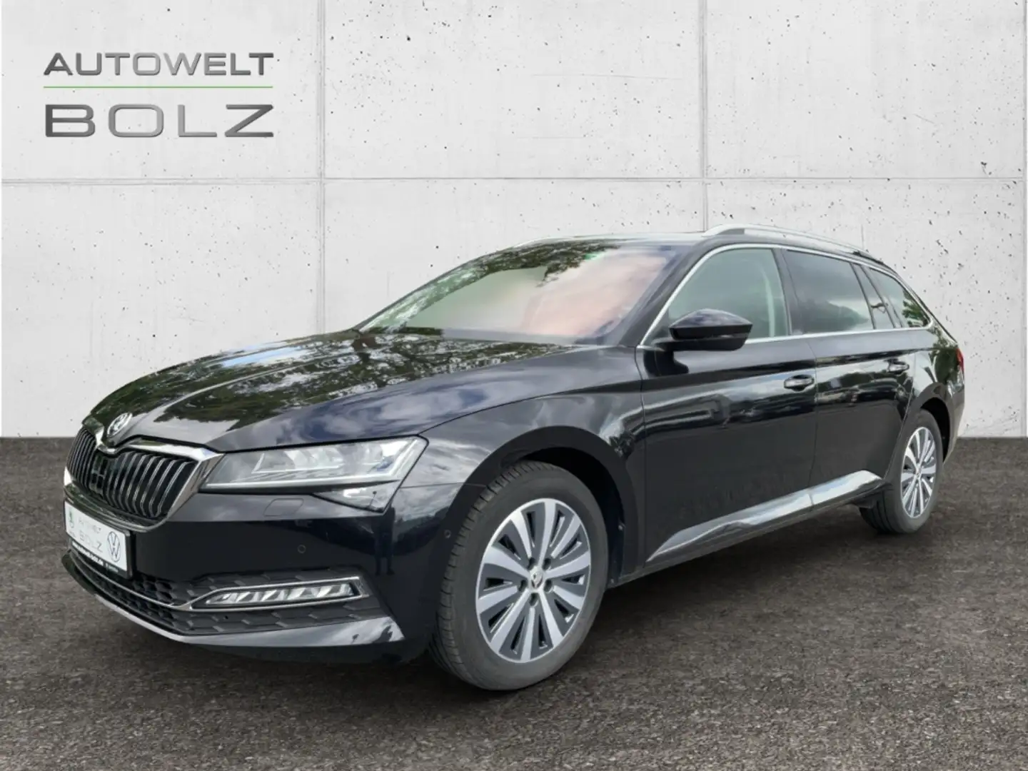 Skoda Superb Combi Style 2.0 TDI Navi DigiCock Memory Sitze Can Schwarz - 1