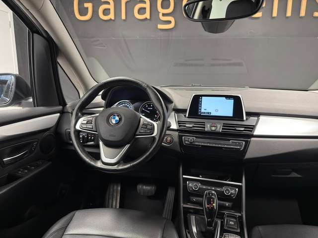 BMW 216 — photo 10