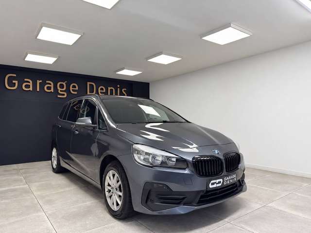 BMW 216 — photo 4