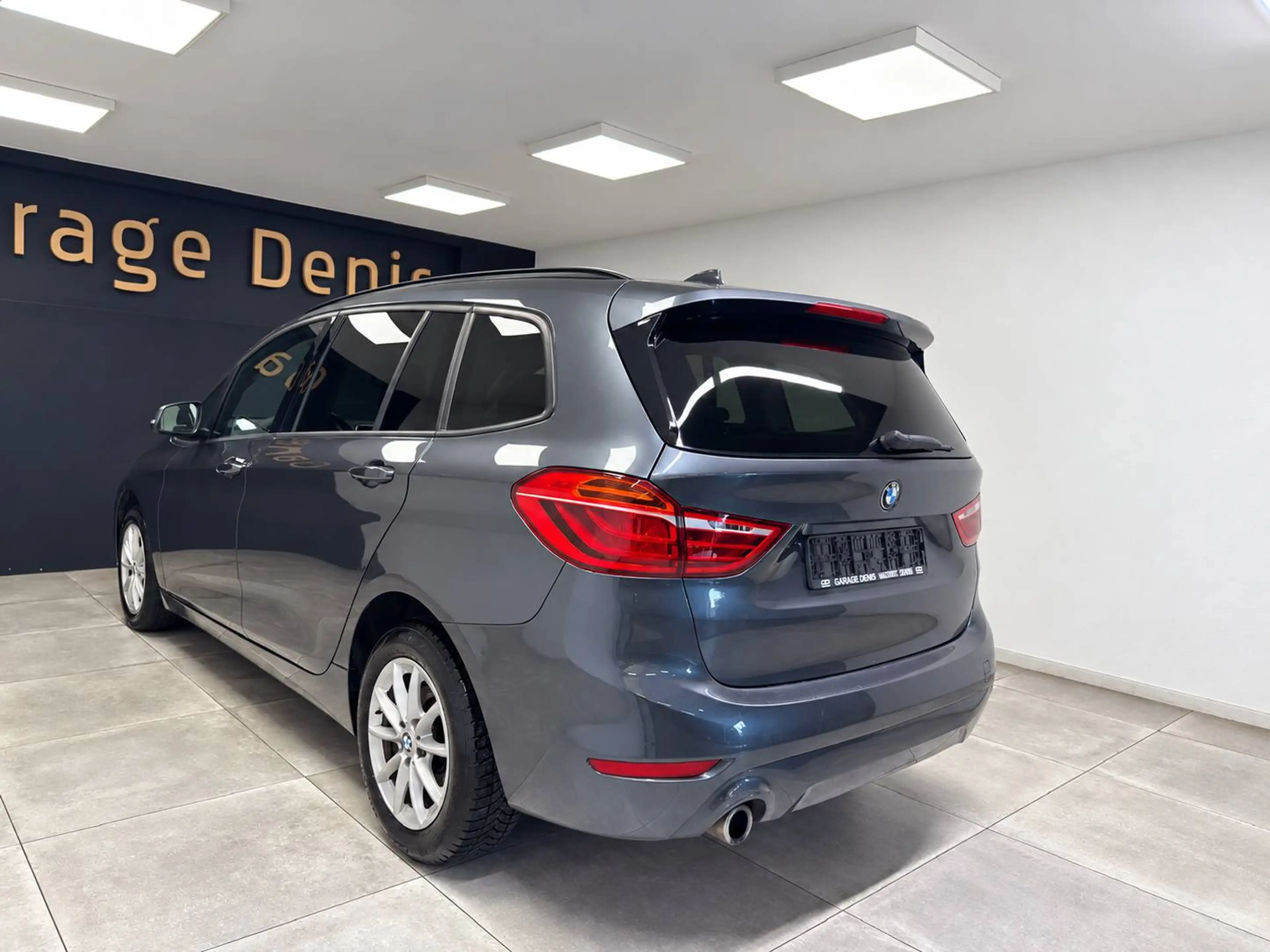 BMW 216 Gran Tourer 216 dA AdBlue*BOITE-AUTO**GPS*CUIR*LED*GARANTIE 12MOIS* — photo 6