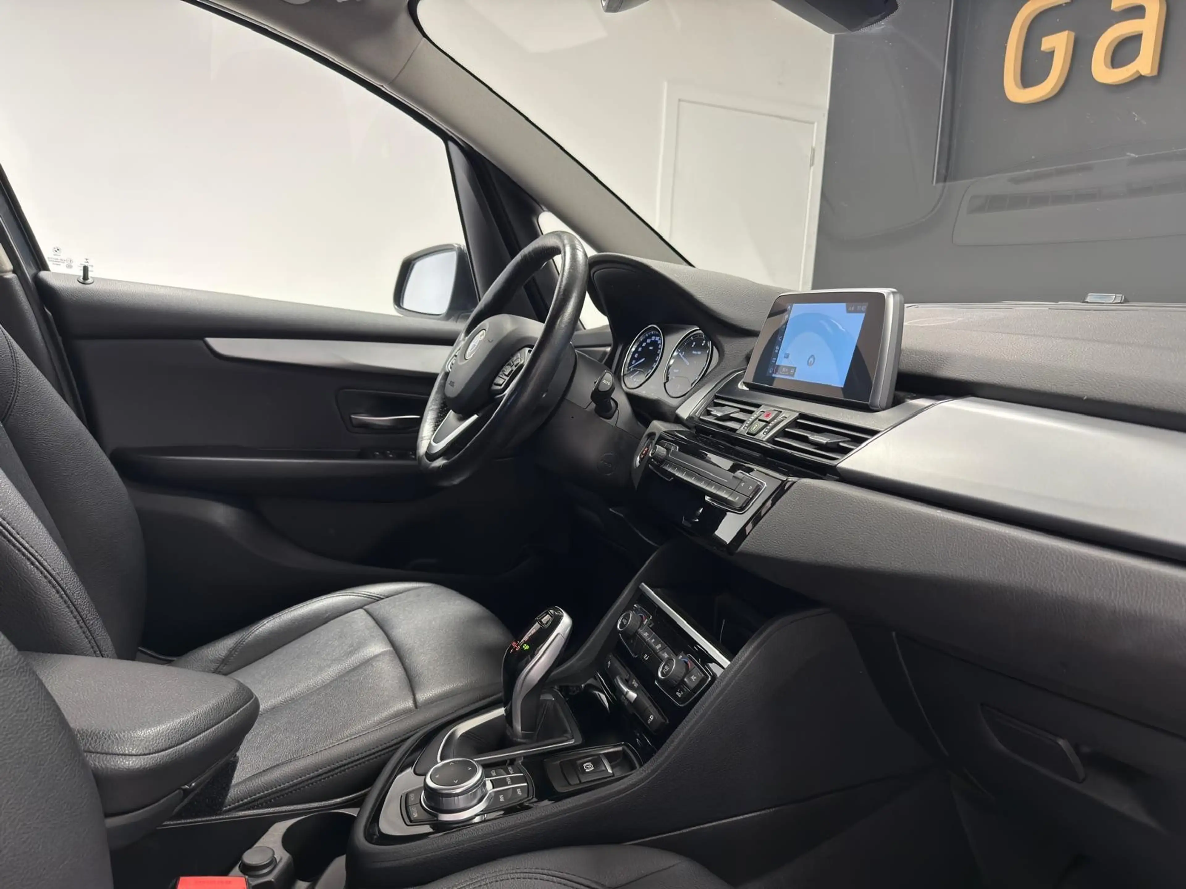 BMW 216 Gran Tourer 216 dA AdBlue*BOITE-AUTO**GPS*CUIR*LED*GARANTIE 12MOIS* — photo 13