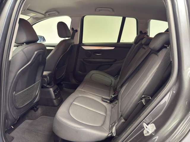 BMW 216 — photo 15