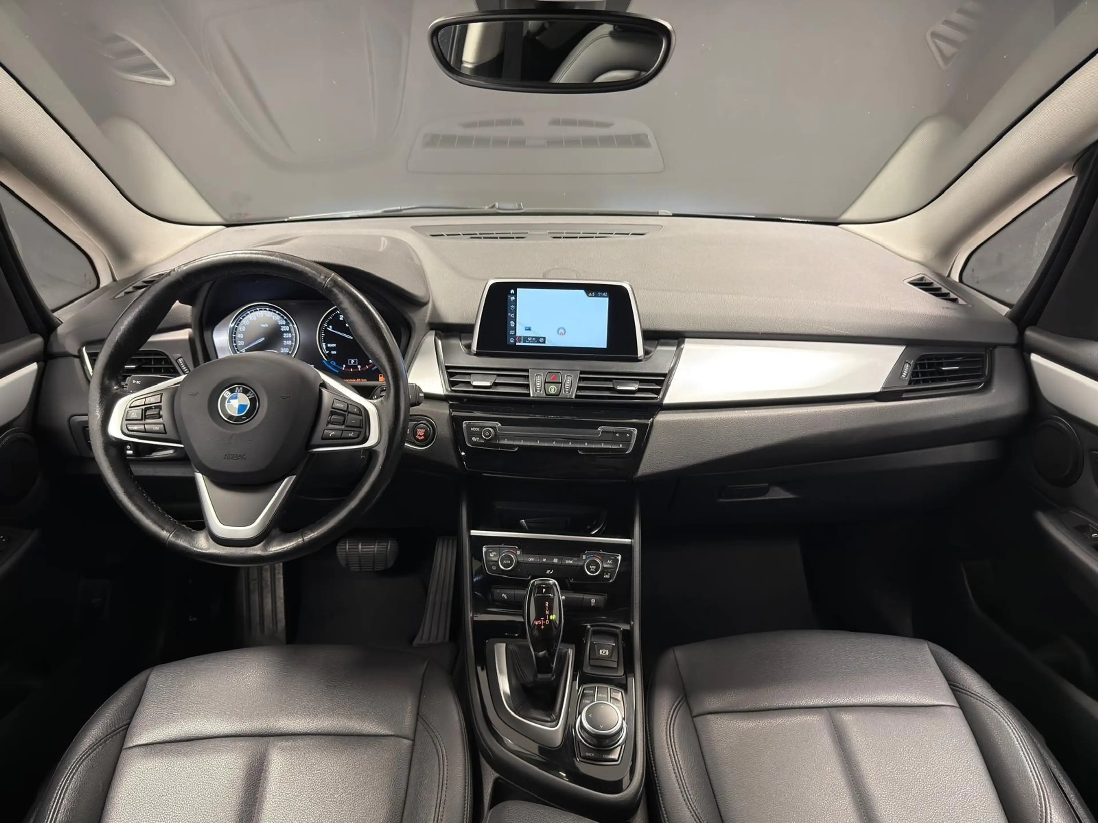 BMW 216 Gran Tourer 216 dA AdBlue*BOITE-AUTO**GPS*CUIR*LED*GARANTIE 12MOIS* — photo 9