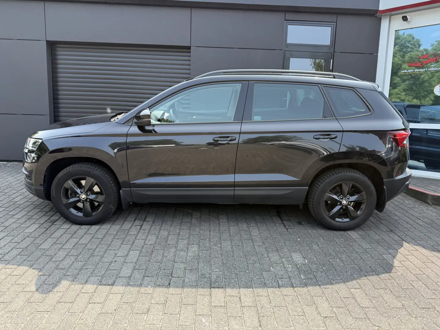 Skoda Karoq 1.5 TSI ACT Style Negro - 2